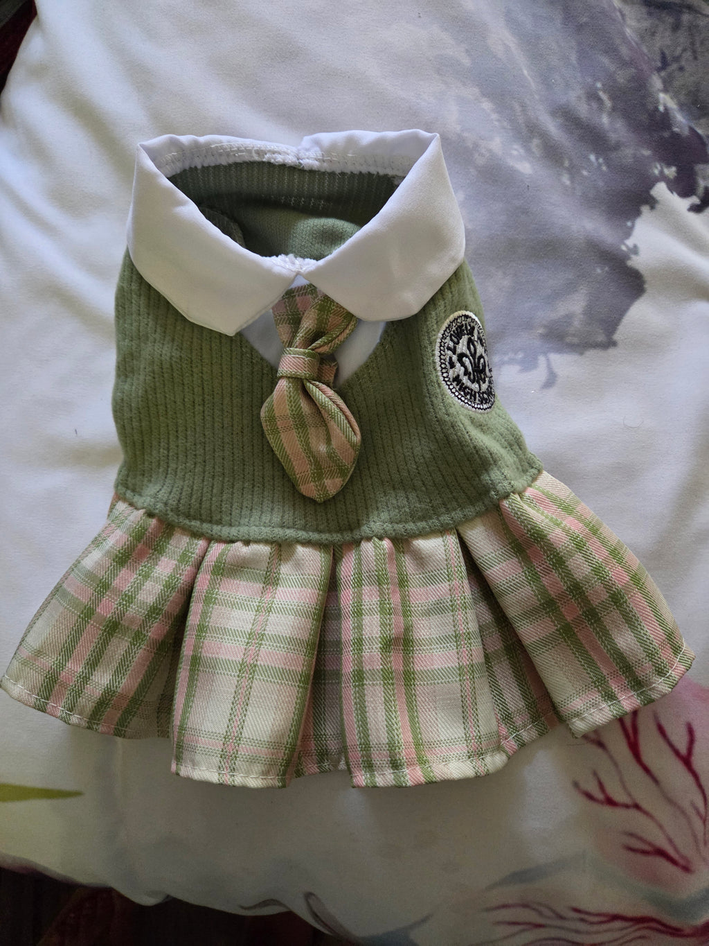 Small dog dress with collat and tie