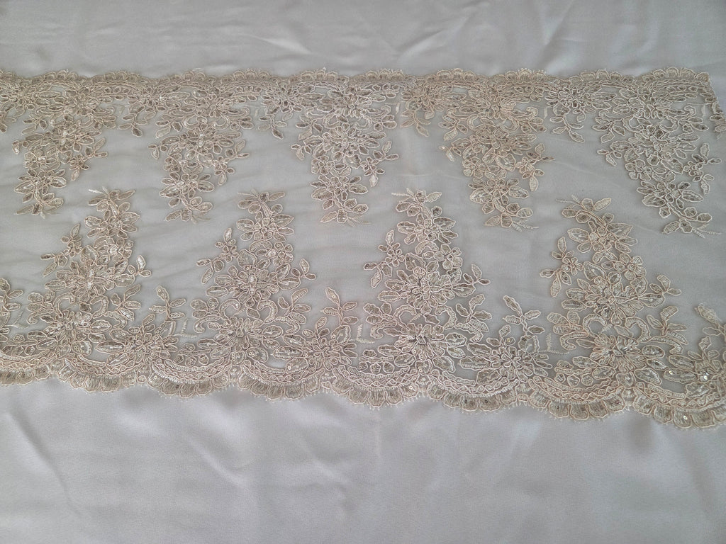 Handmade embroidered lace rectangular table cover